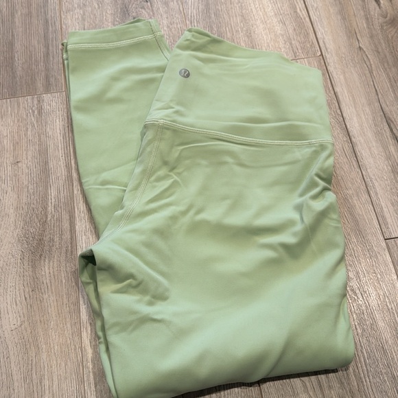 Lululemon light green align tank and leggings - Picture 4 of 7